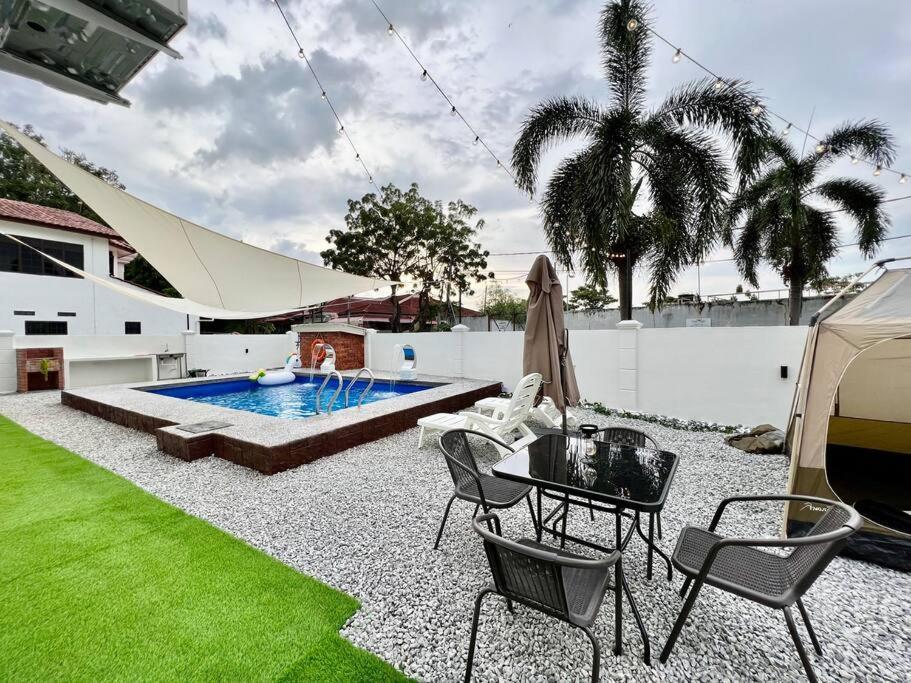 Klebang Melaka Private Pool 12Pax-4Br-Sing K-Coway Villa Exterior photo