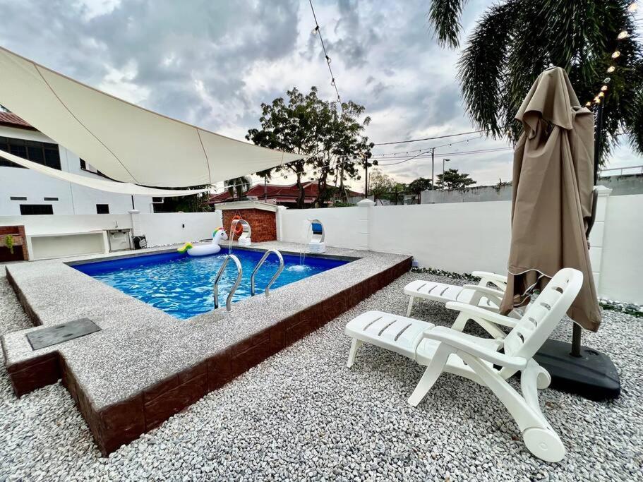 Klebang Melaka Private Pool 12Pax-4Br-Sing K-Coway Villa Exterior photo